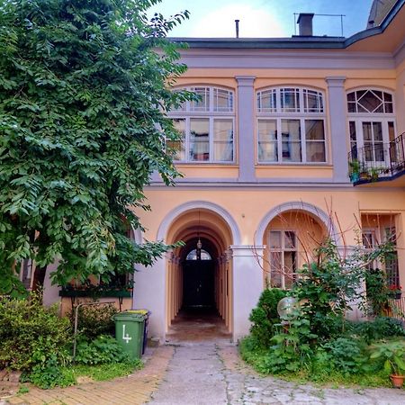 Gellerico Rooms At Horanszky Street Будапеща Екстериор снимка